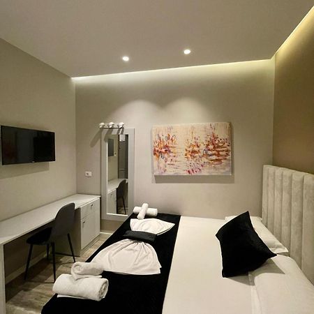 Premium City Studio & Suite Tirana Buitenkant foto
