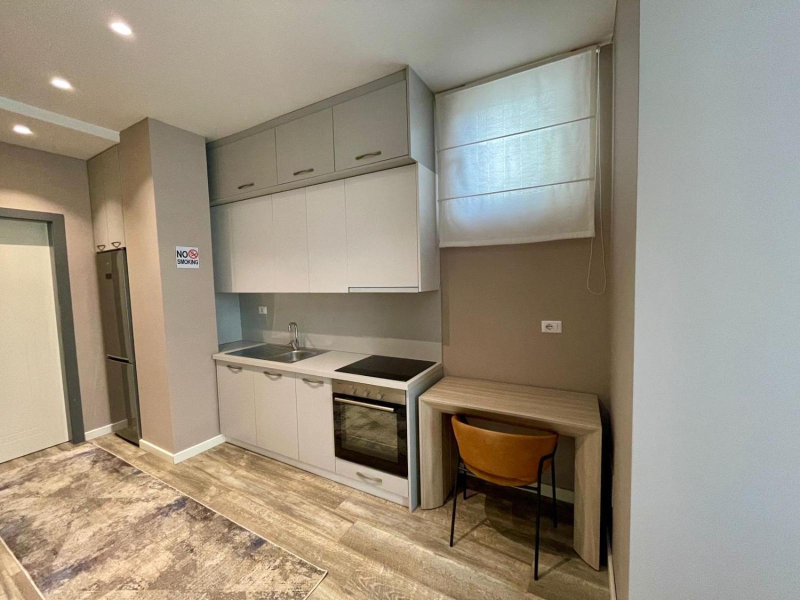 Premium City Studio & Suite Tirana Buitenkant foto